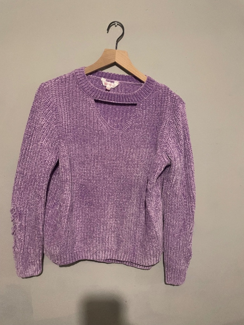 No boundaries women’s size large lavender pullover sweater